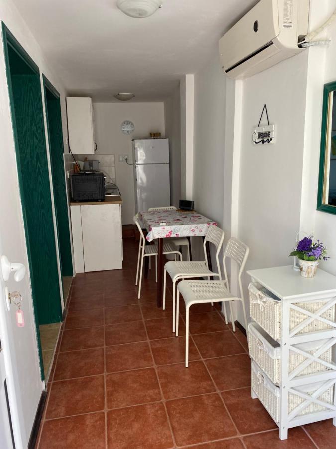 Apartman Irena Tivat Zewnętrze zdjęcie