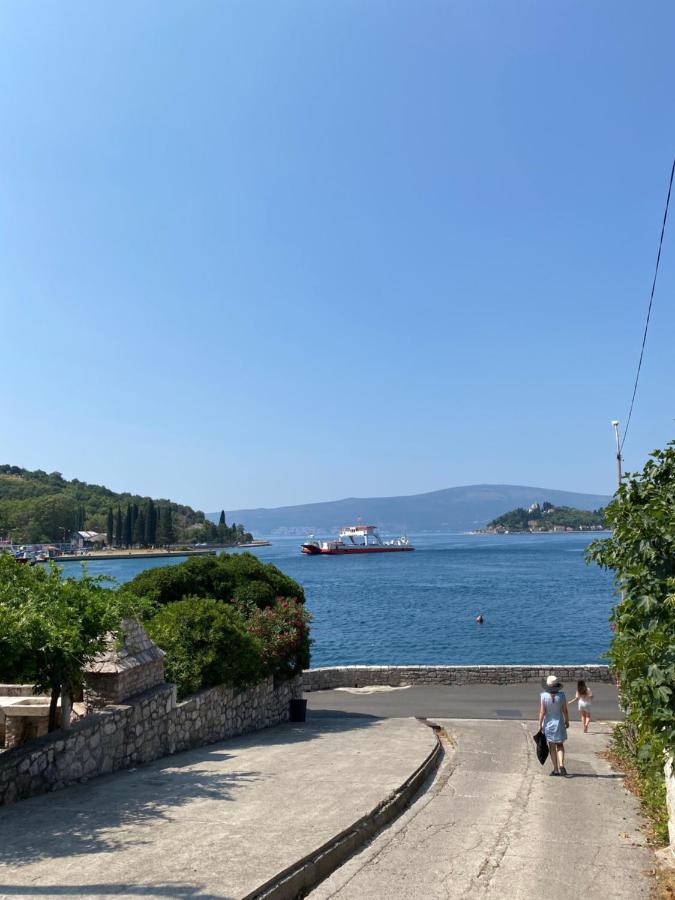 Apartman Irena Tivat Zewnętrze zdjęcie