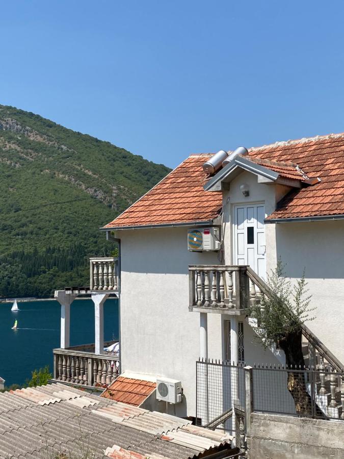 Apartman Irena Tivat Zewnętrze zdjęcie