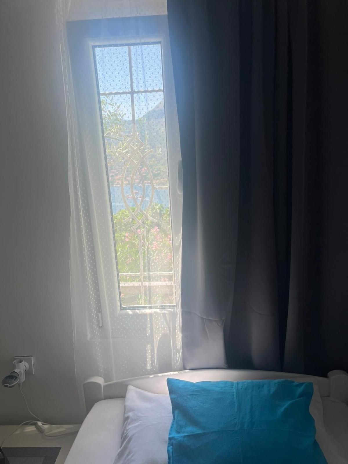 Apartman Irena Tivat Zewnętrze zdjęcie