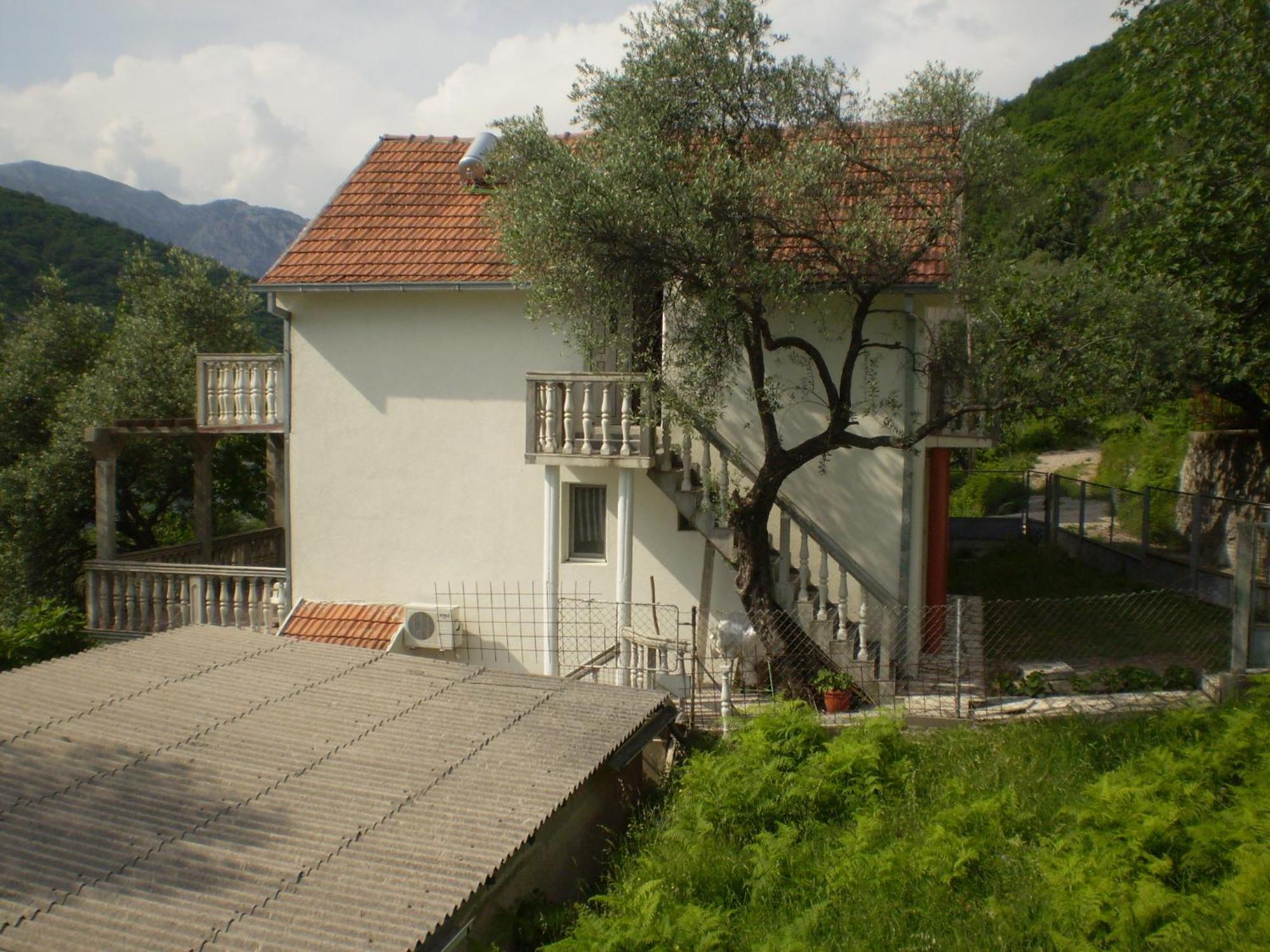 Apartman Irena Tivat Zewnętrze zdjęcie