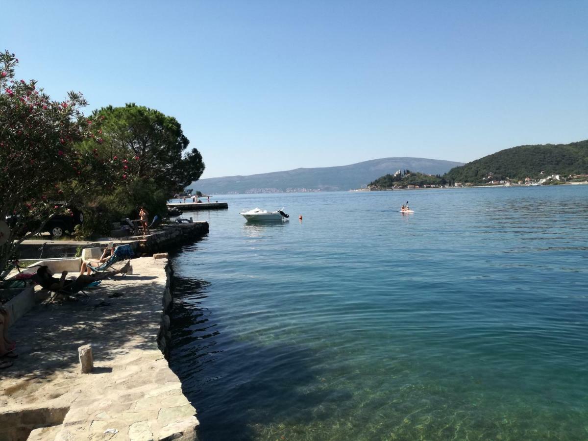 Apartman Irena Tivat Zewnętrze zdjęcie